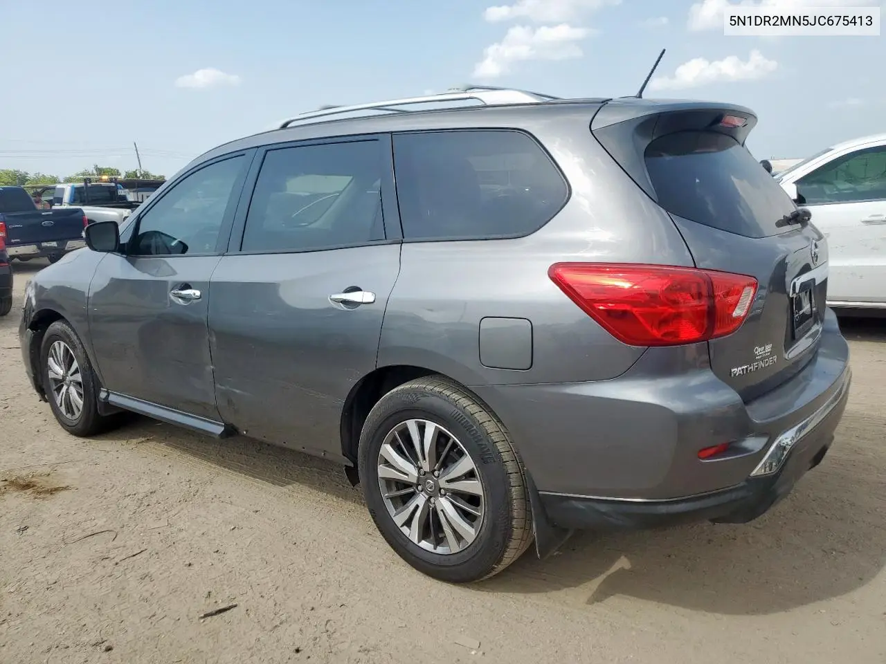 2018 Nissan Pathfinder S VIN: 5N1DR2MN5JC675413 Lot: 63344525