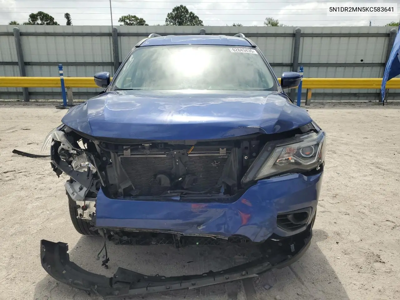 2019 Nissan Pathfinder S VIN: 5N1DR2MN5KC583641 Lot: 62843435