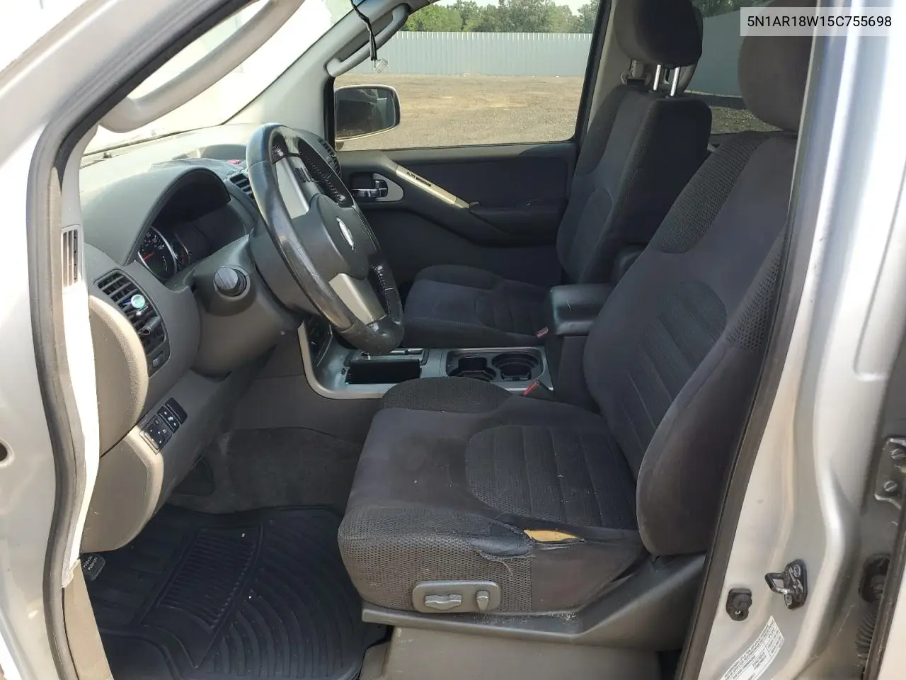 2005 Nissan Pathfinder Le VIN: 5N1AR18W15C755698 Lot: 62778415