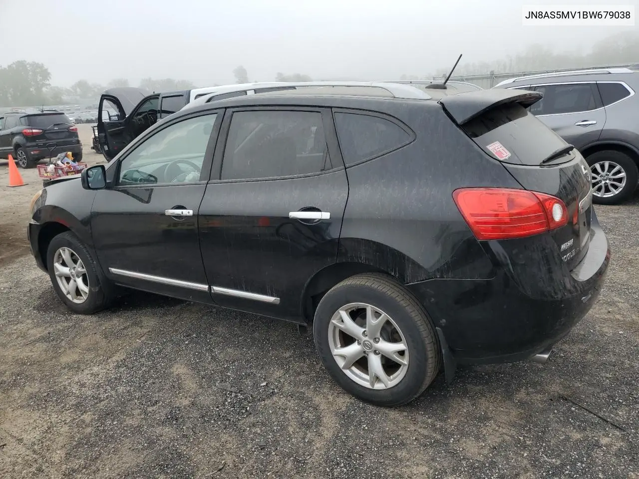 2011 Nissan Rogue S VIN: JN8AS5MV1BW679038 Lot: 56932655