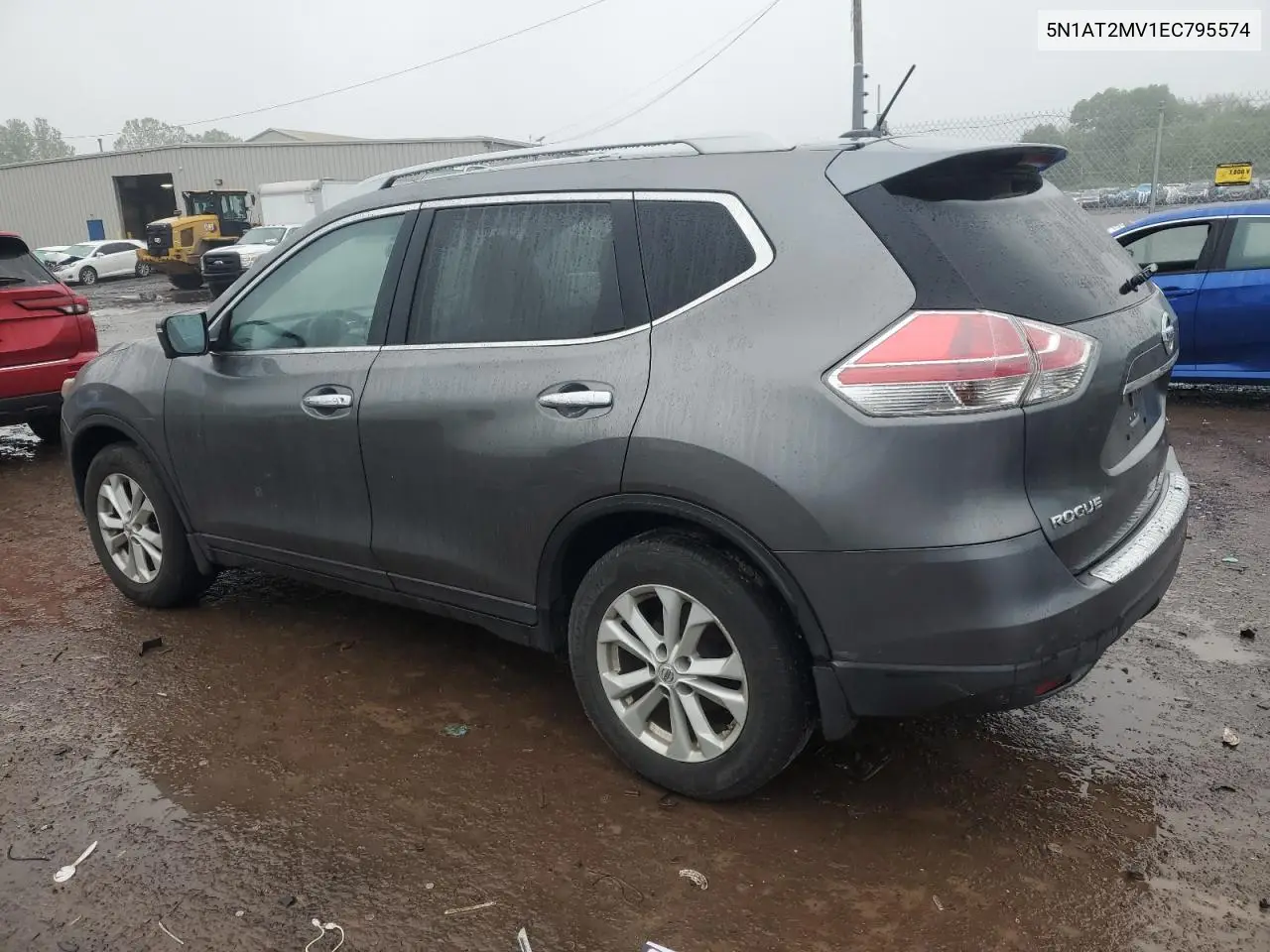2014 Nissan Rogue S VIN: 5N1AT2MV1EC795574 Lot: 56674785