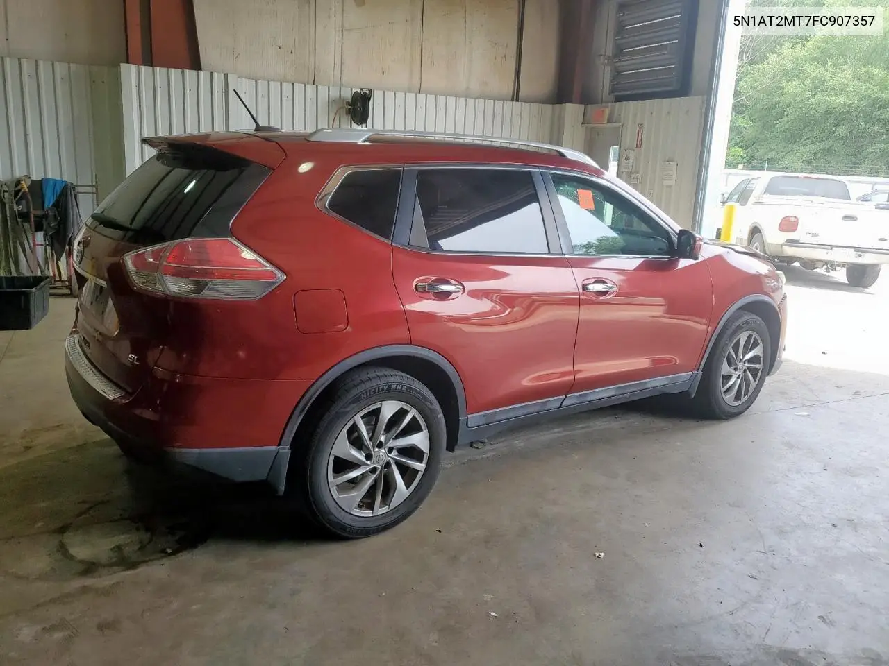 2015 Nissan Rogue S VIN: 5N1AT2MT7FC907357 Lot: 56847665