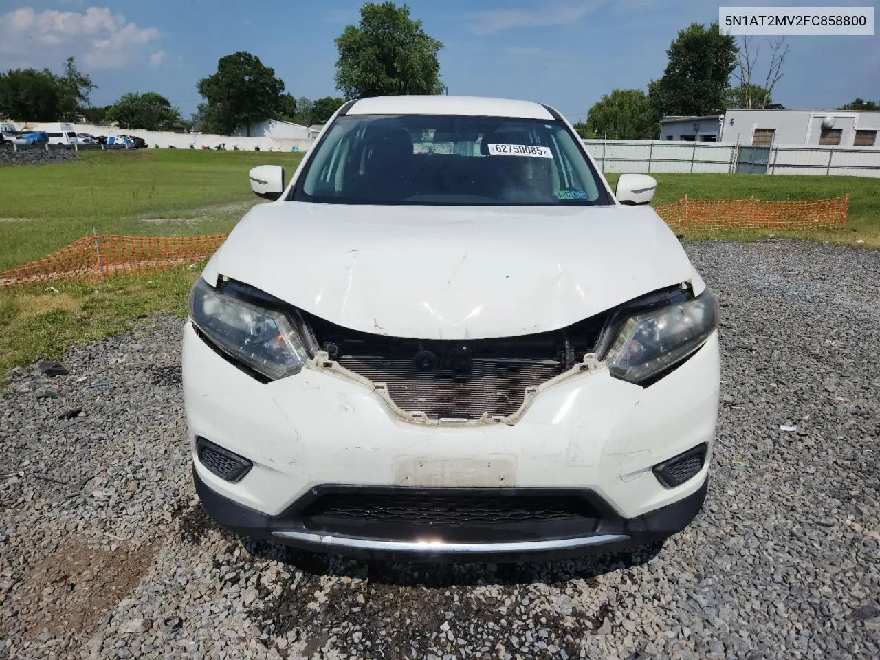 2015 Nissan Rogue S VIN: 5N1AT2MV2FC858800 Lot: 62750085