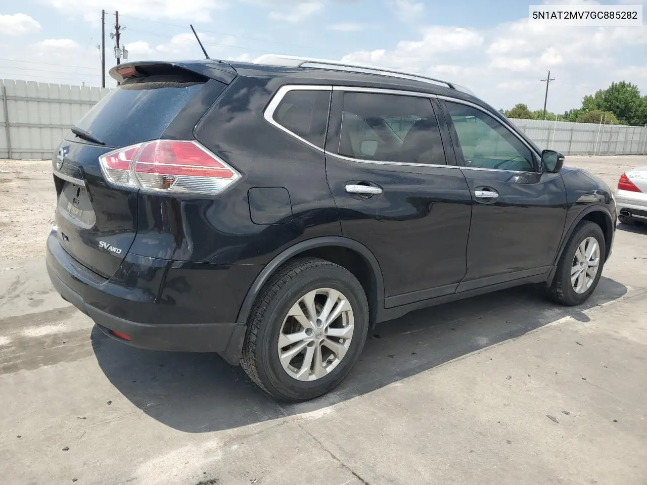 2016 Nissan Rogue S VIN: 5N1AT2MV7GC885282 Lot: 63121775