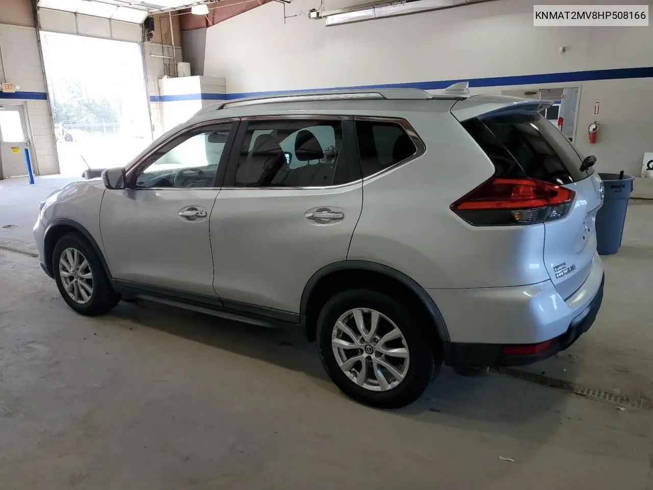 2017 Nissan Rogue S VIN: KNMAT2MV8HP508166 Lot: 52404245
