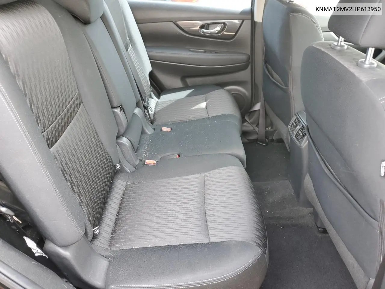 2017 Nissan Rogue S VIN: KNMAT2MV2HP613950 Lot: 56900405