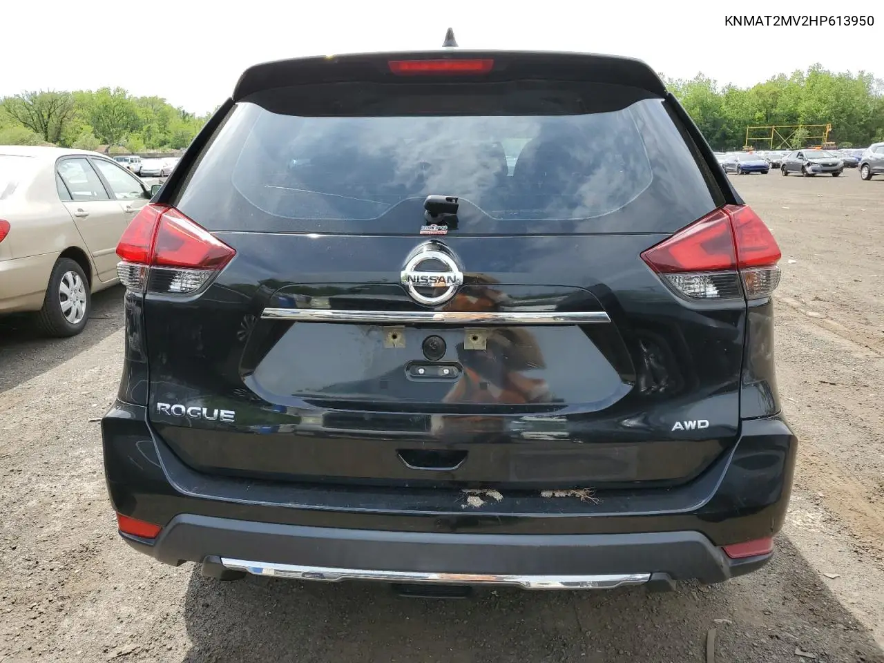 2017 Nissan Rogue S VIN: KNMAT2MV2HP613950 Lot: 56900405