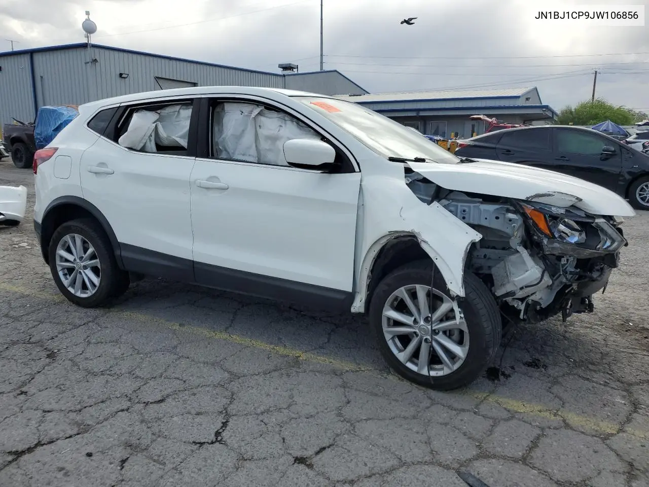 jn1bj1cp9jw106856 JN1BJ1CP9JW106856 2018 Nissan Rogue Sport S