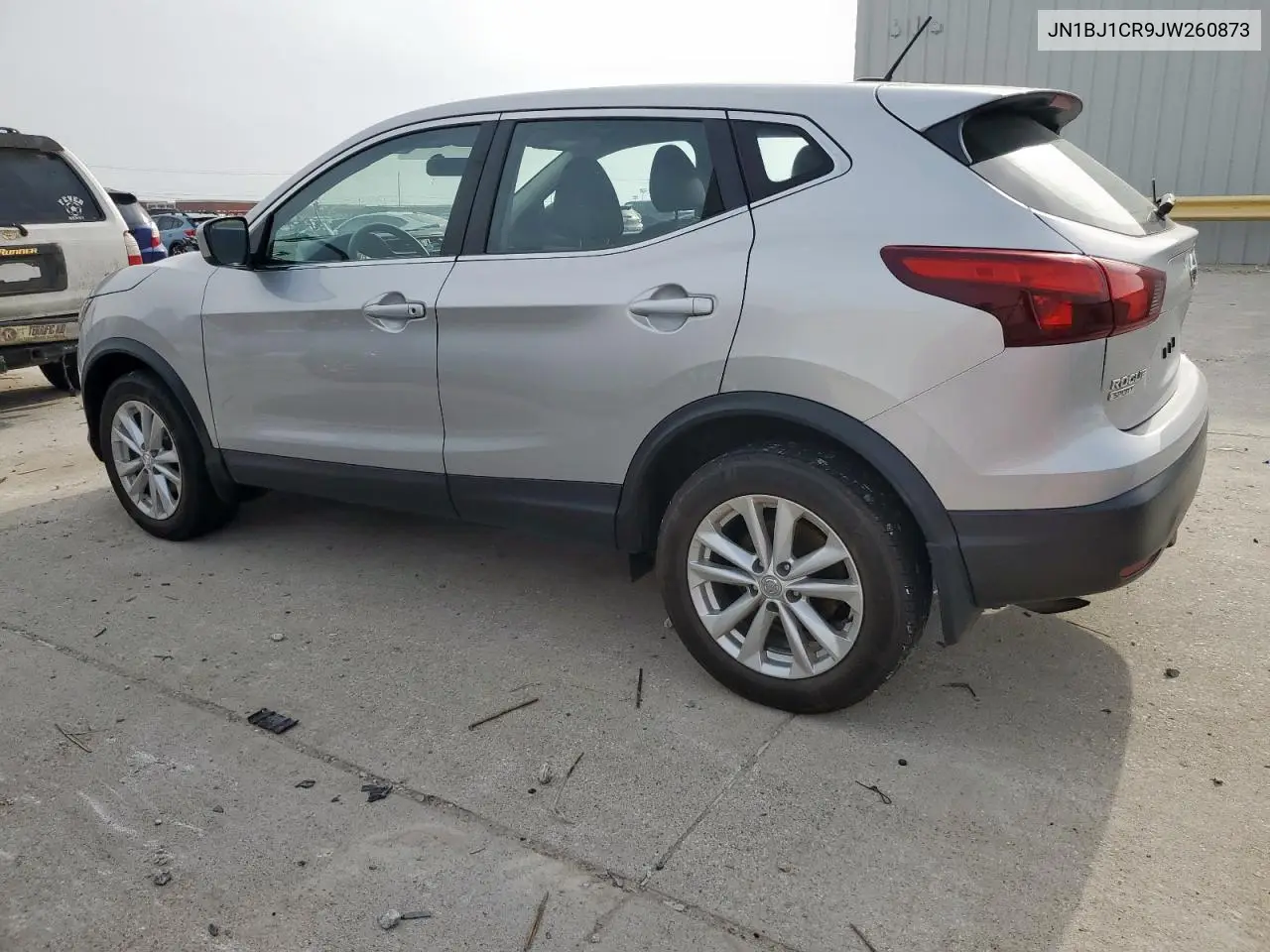 jn1bj1cr9jw260873 JN1BJ1CR9JW260873 2018 Nissan Rogue Sport S