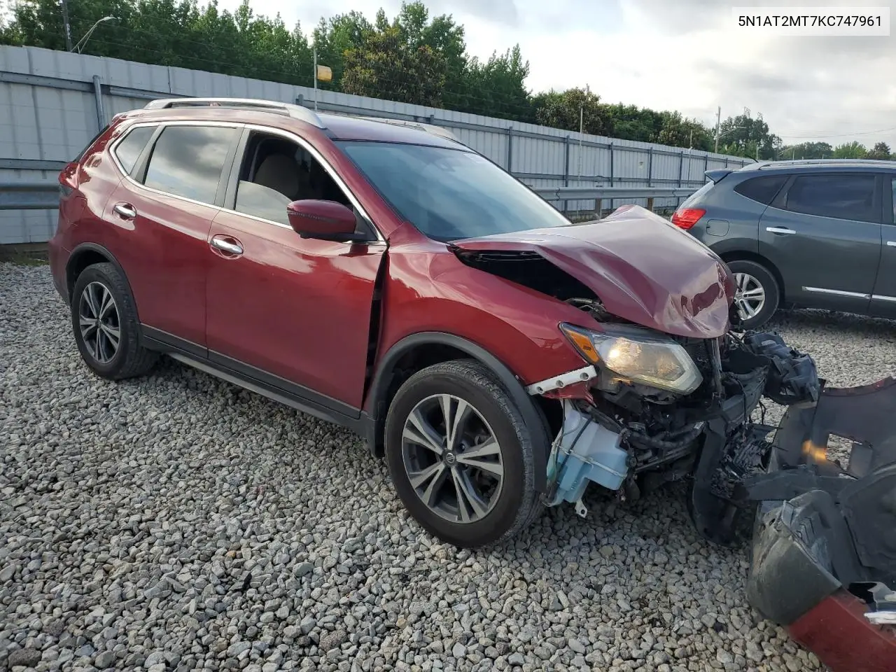 2019 Nissan Rogue S VIN: 5N1AT2MT7KC747961 Lot: 56865185