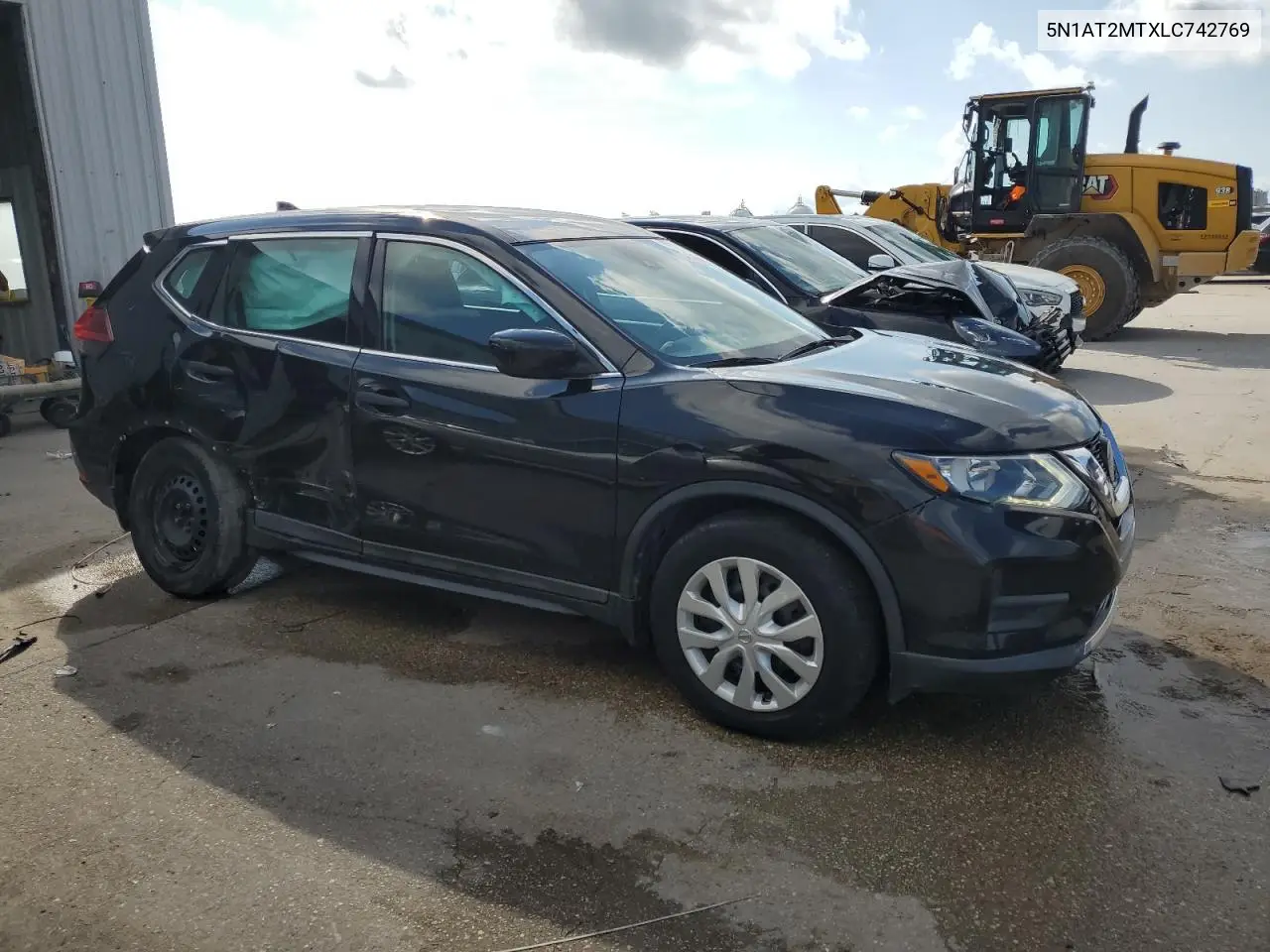 2020 Nissan Rogue S VIN: 5N1AT2MTXLC742769 Lot: 61949385