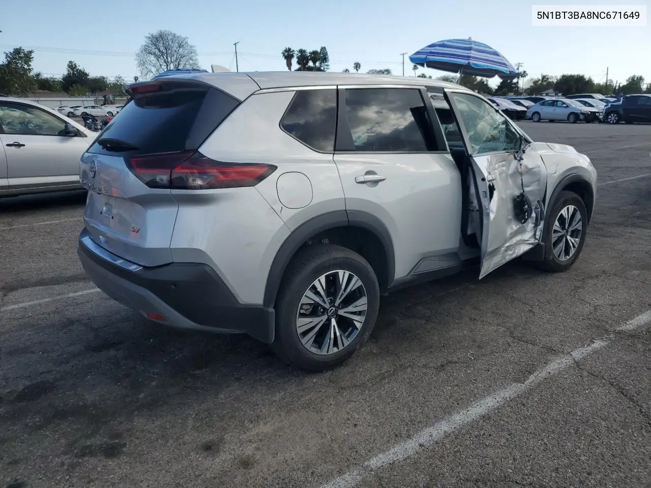 2022 Nissan Rogue Sv VIN: 5N1BT3BA8NC671649 Lot: 56982535