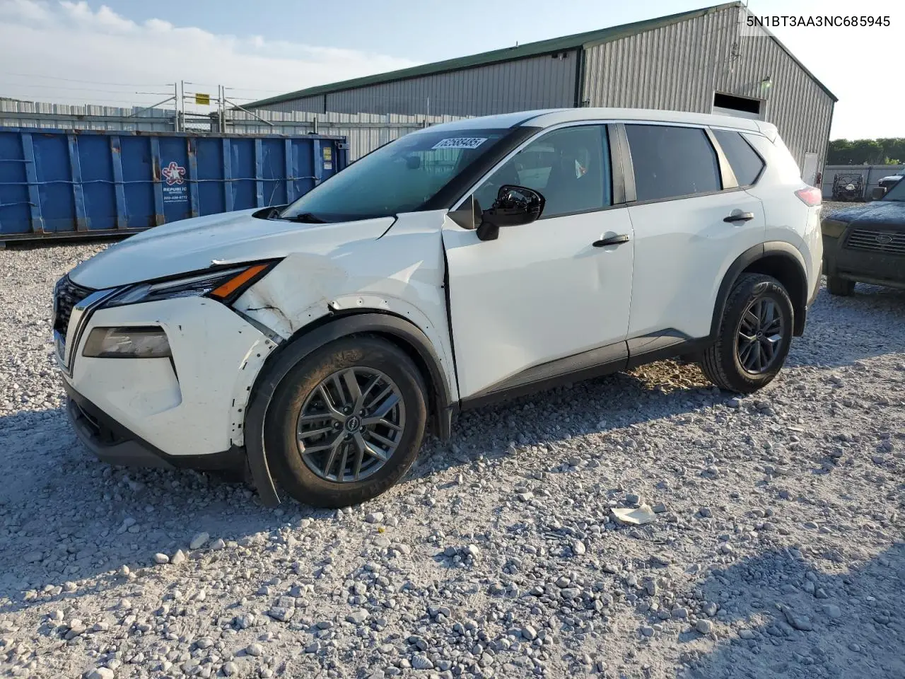 2022 Nissan Rogue S VIN: 5N1BT3AA3NC685945 Lot: 62588485