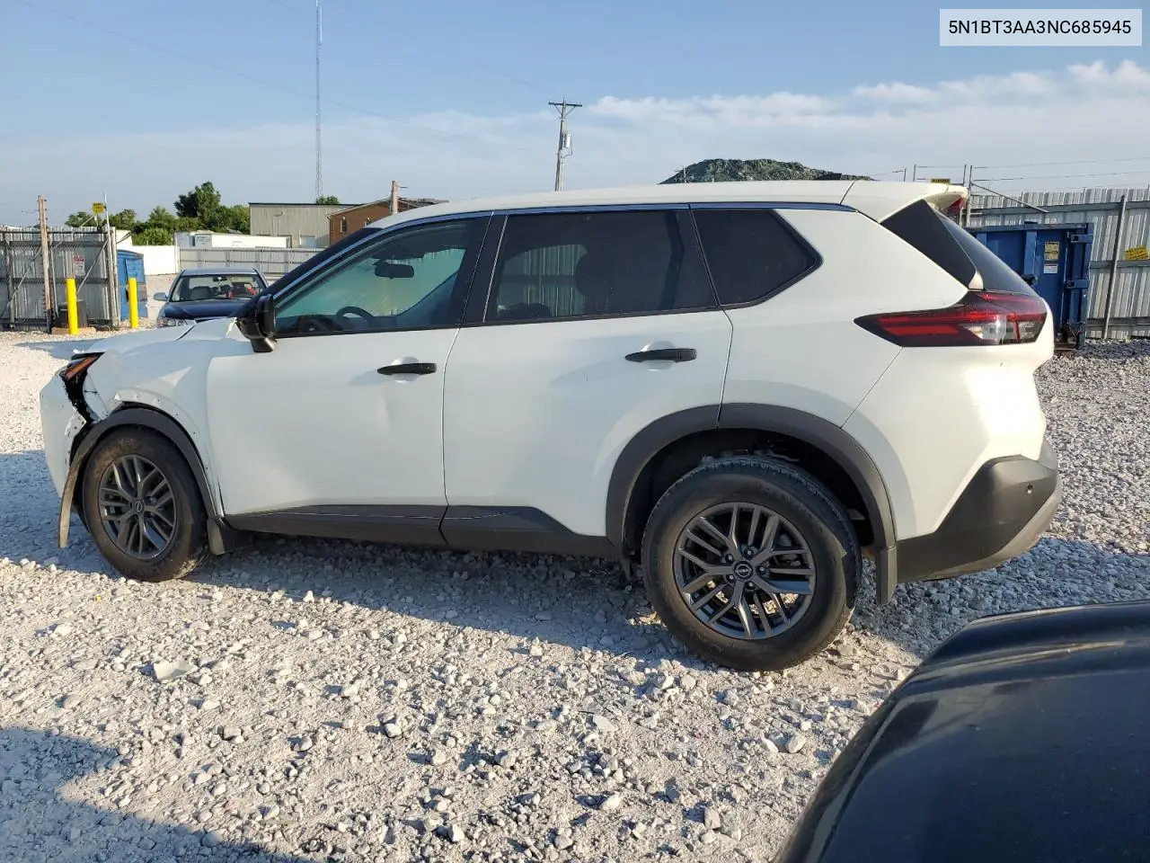 2022 Nissan Rogue S VIN: 5N1BT3AA3NC685945 Lot: 62588485