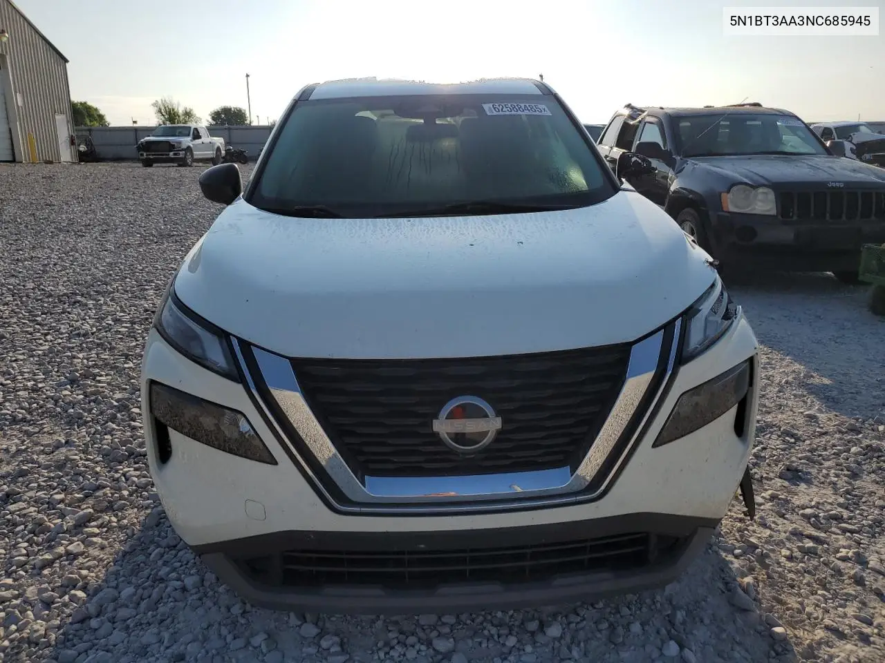 2022 Nissan Rogue S VIN: 5N1BT3AA3NC685945 Lot: 62588485