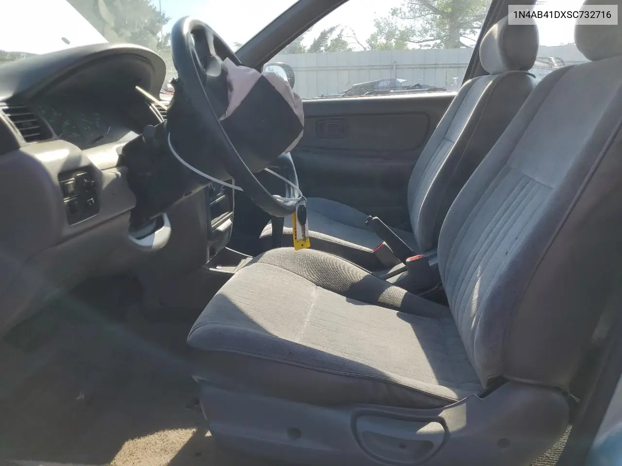 1995 Nissan Sentra Base VIN: 1N4AB41DXSC732716 Lot: 55590265