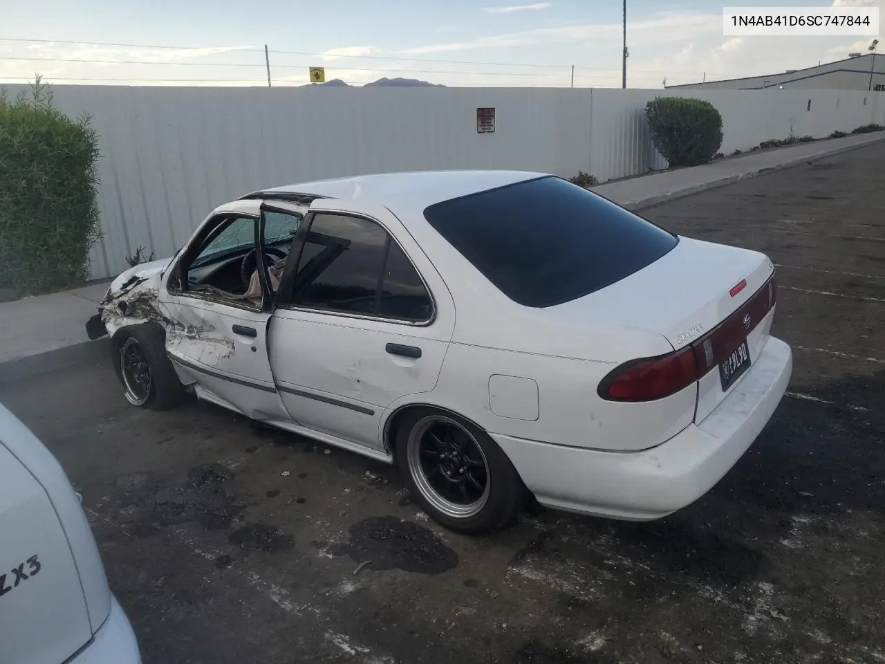 1995 Nissan Sentra Base VIN: 1N4AB41D6SC747844 Lot: 59413205