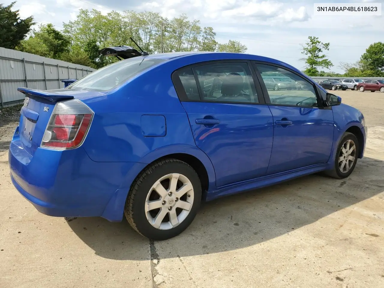 2011 Nissan Sentra 2.0 VIN: 3N1AB6AP4BL618623 Lot: 56852335