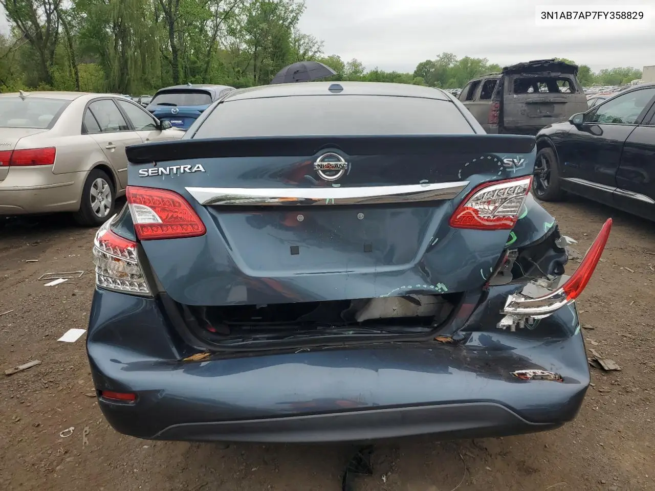 2015 Nissan Sentra S VIN: 3N1AB7AP7FY358829 Lot: 55651495