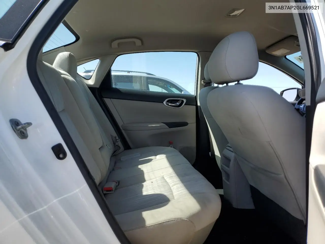 2016 Nissan Sentra S VIN: 3N1AB7AP2GL669521 Lot: 56983455