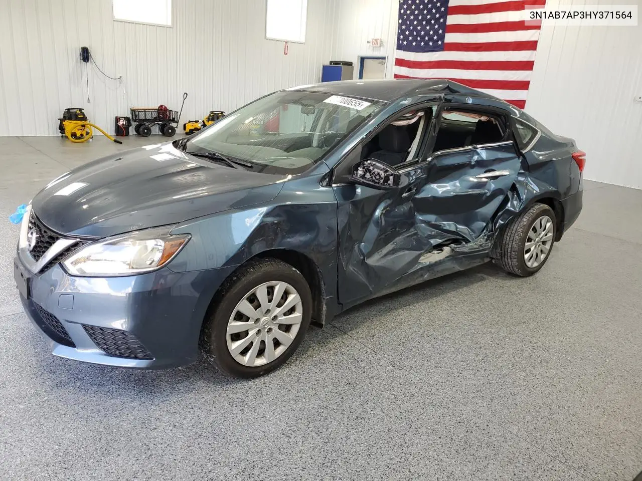 2017 Nissan Sentra S VIN: 3N1AB7AP3HY371564 Lot: 63300655