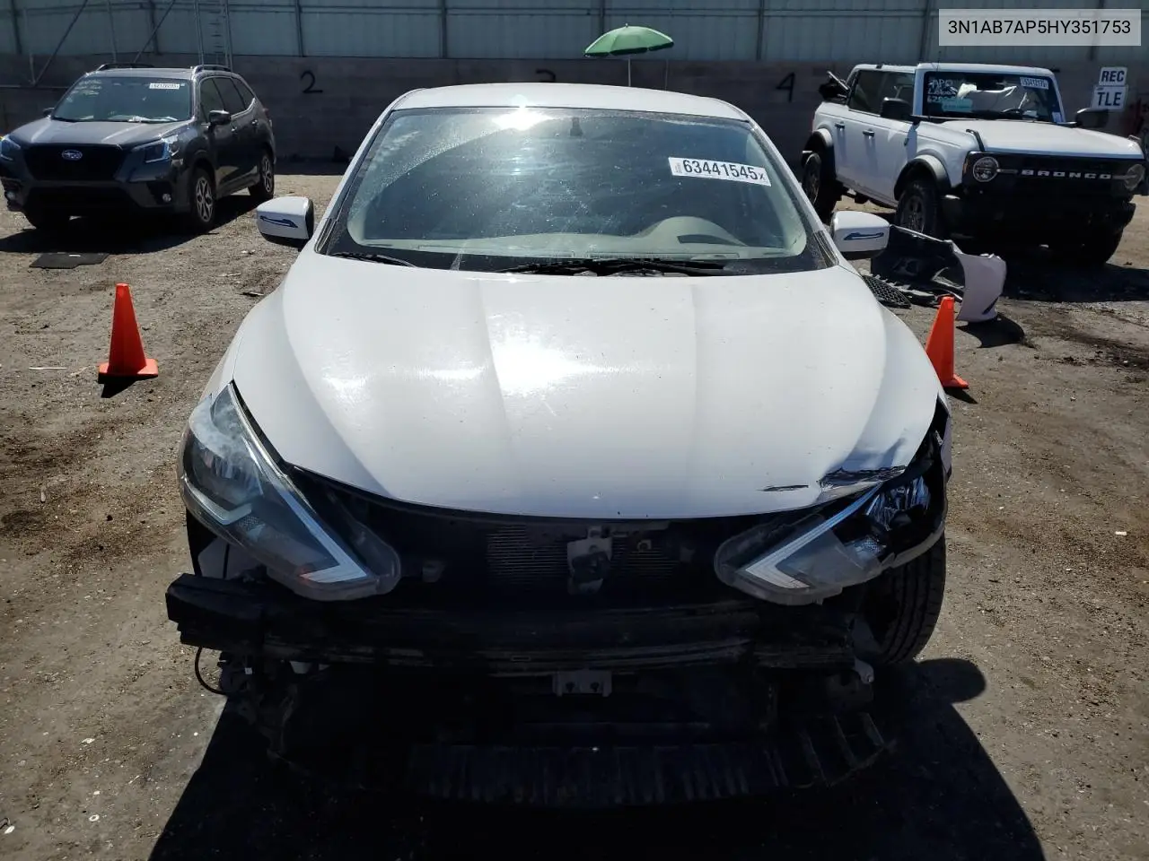 2017 Nissan Sentra S VIN: 3N1AB7AP5HY351753 Lot: 63441545
