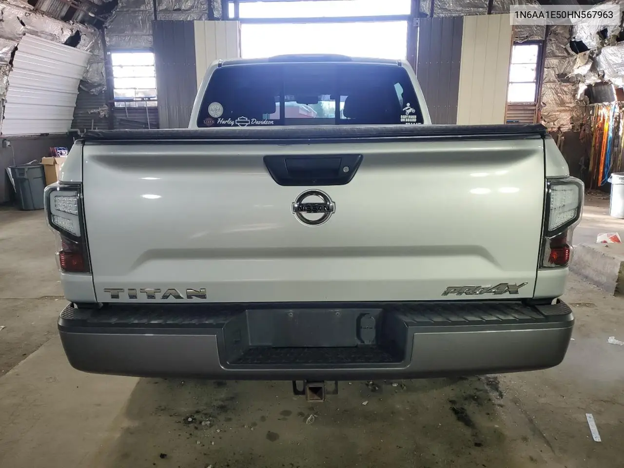 2017 Nissan Titan Sv VIN: 1N6AA1E50HN567963 Lot: 54131825