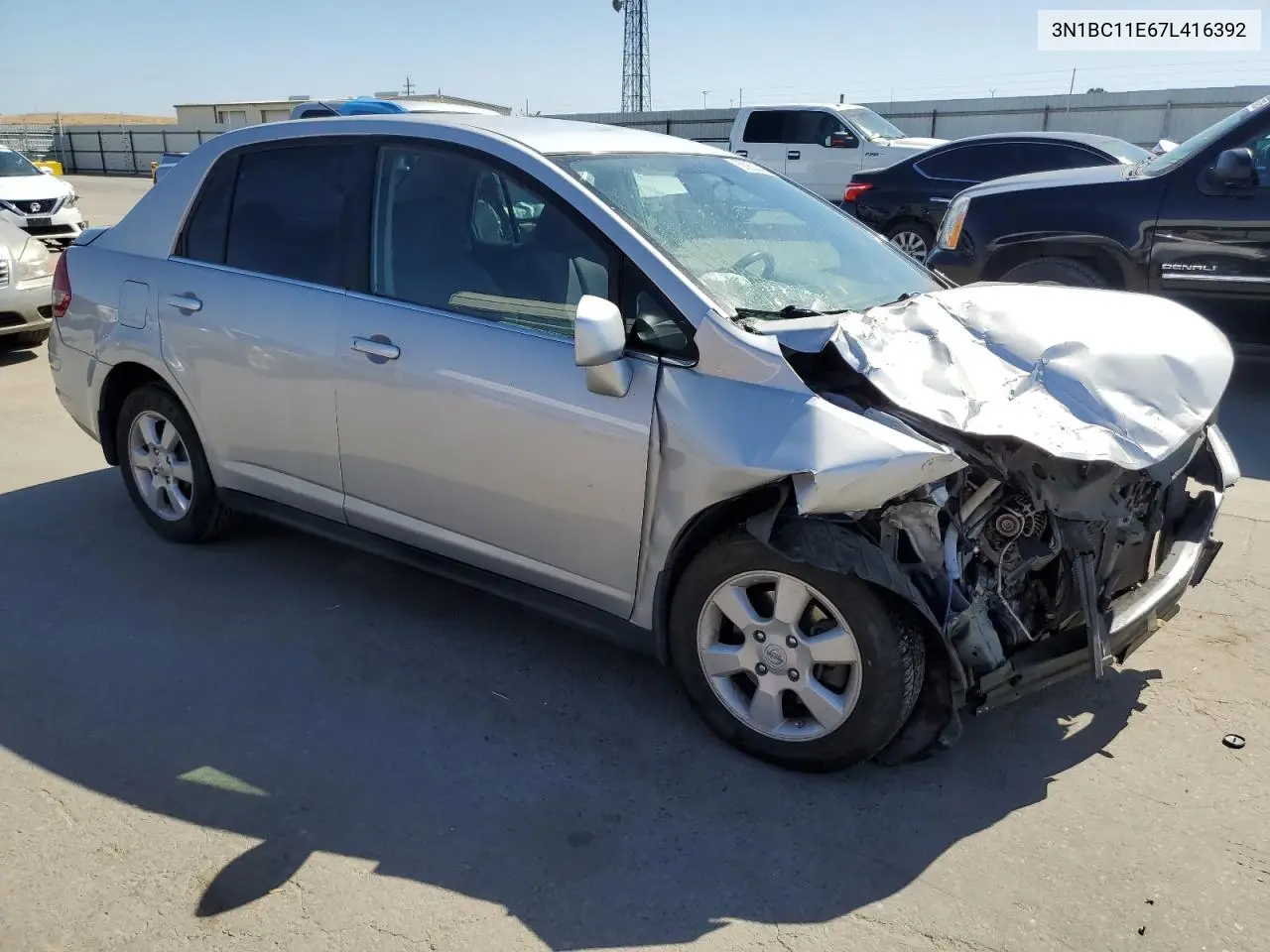 2007 Nissan Versa S VIN: 3N1BC11E67L416392 Lot: 56992945
