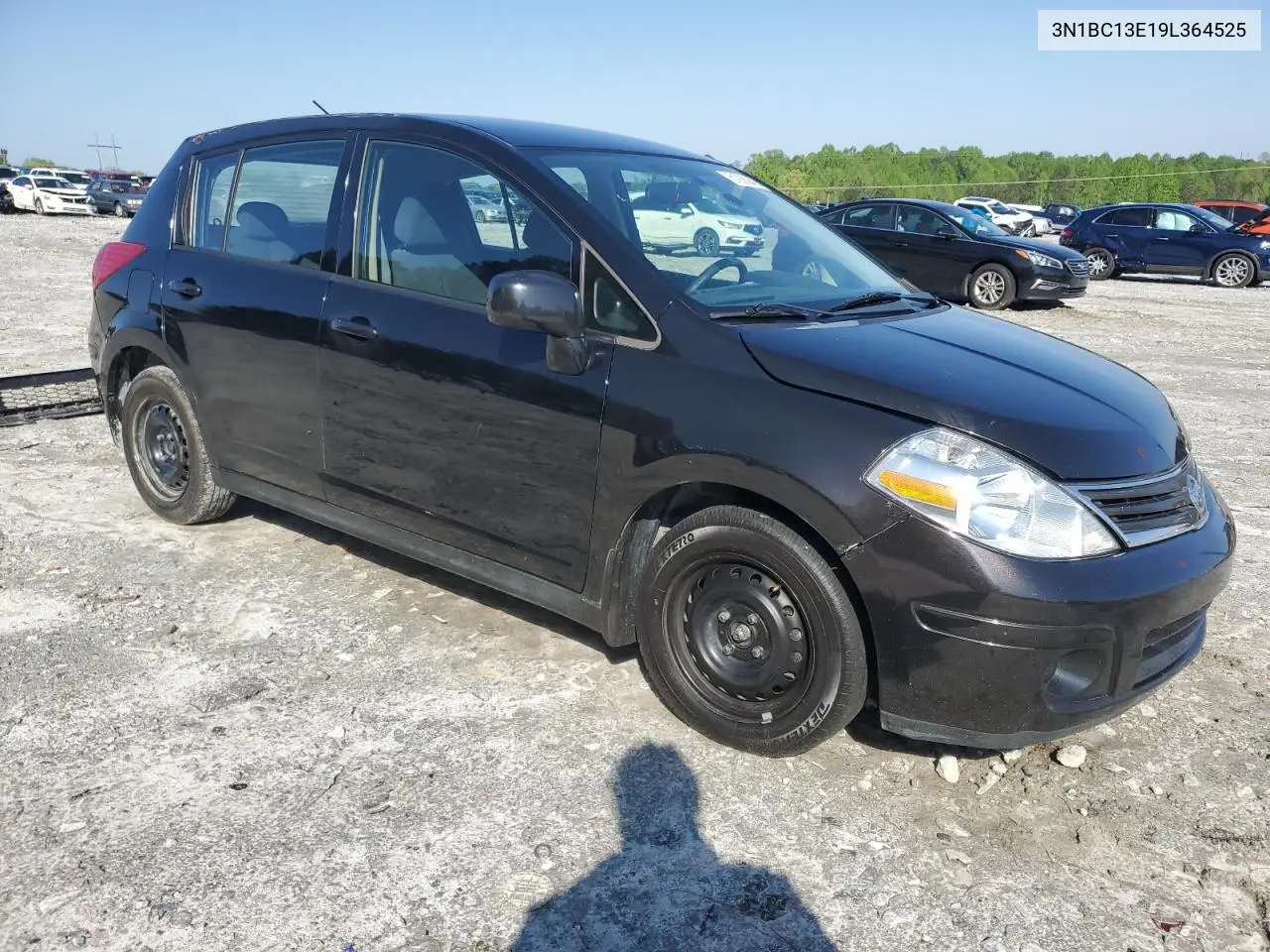 2009 Nissan Versa S VIN: 3N1BC13E19L364525 Lot: 51923945
