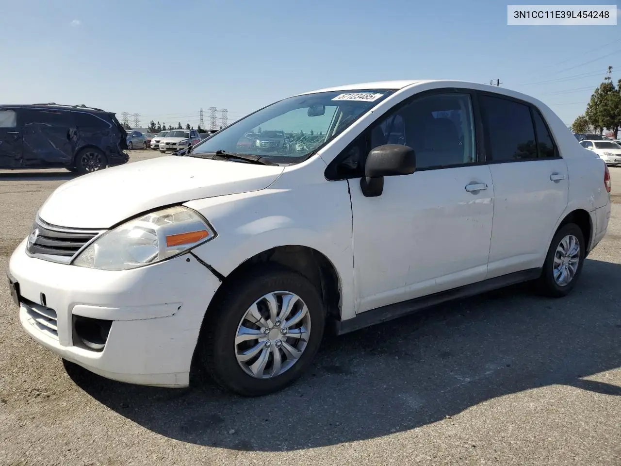 2009 Nissan Versa S VIN: 3N1CC11E39L454248 Lot: 57123485