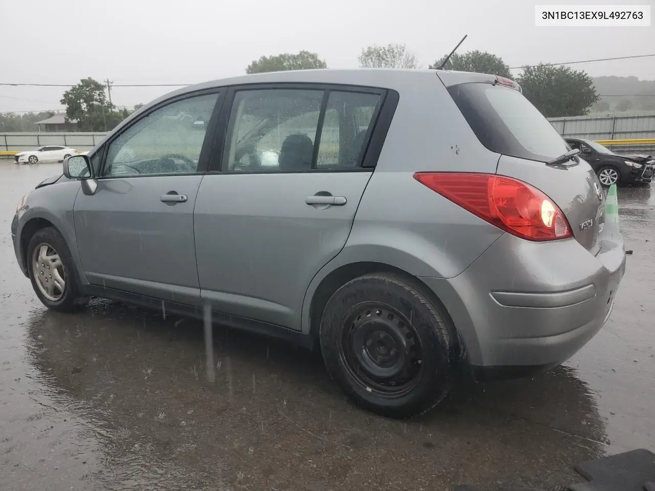 2009 Nissan Versa S VIN: 3N1BC13EX9L492763 Lot: 61633135