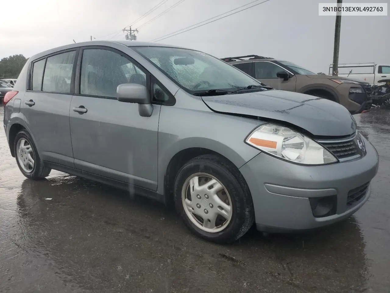 2009 Nissan Versa S VIN: 3N1BC13EX9L492763 Lot: 61633135