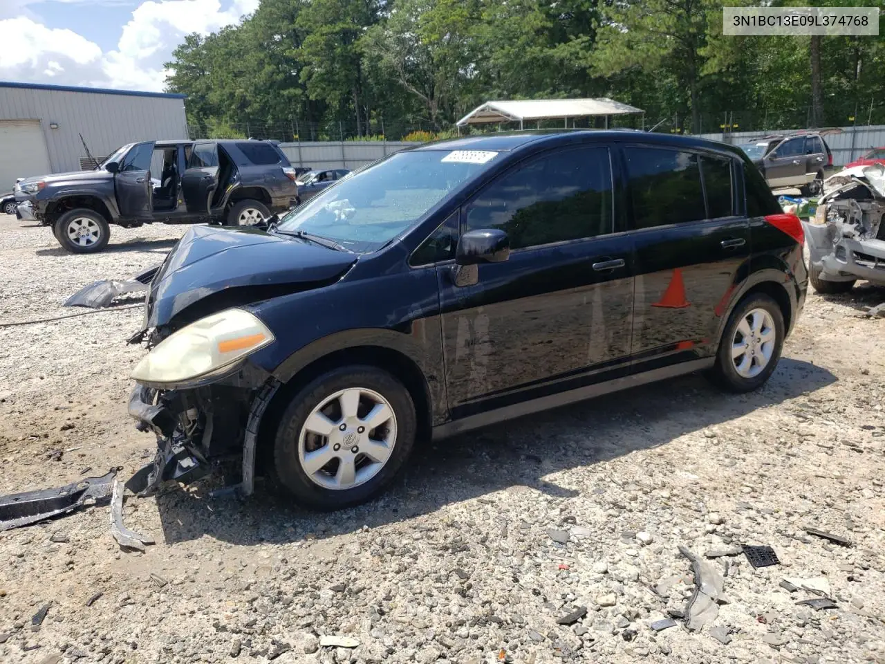 2009 Nissan Versa S VIN: 3N1BC13E09L374768 Lot: 62885875