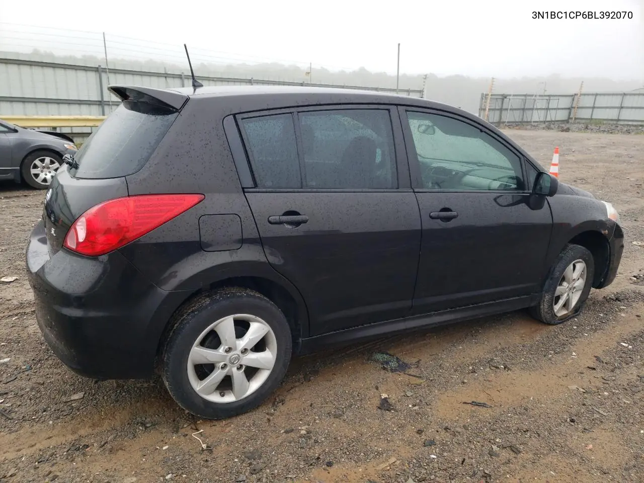 2011 Nissan Versa S VIN: 3N1BC1CP6BL392070 Lot: 56977485