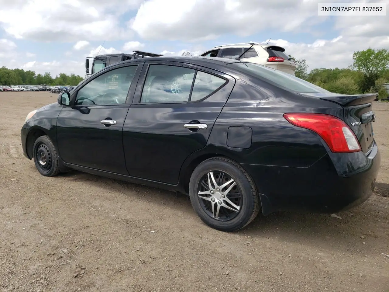 2014 Nissan Versa S VIN: 3N1CN7AP7EL837652 Lot: 56305665
