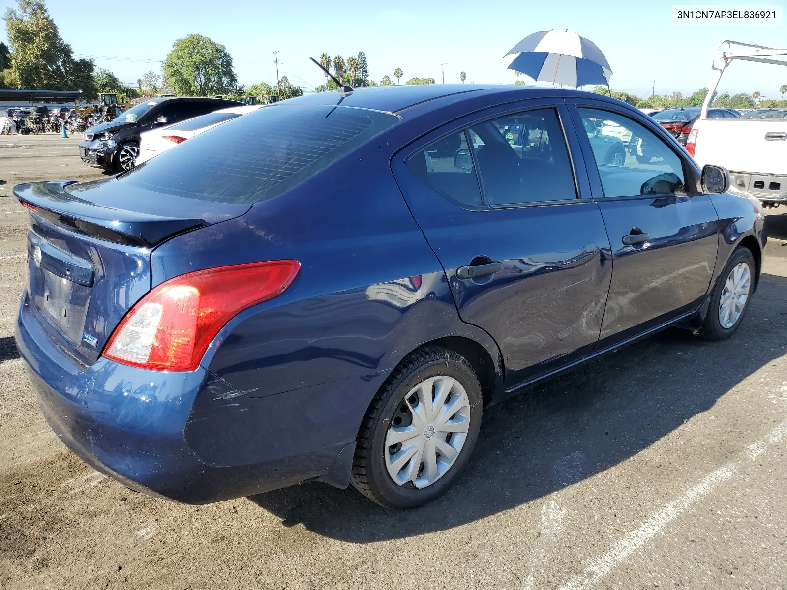 2014 Nissan Versa S VIN: 3N1CN7AP3EL836921 Lot: 68581674