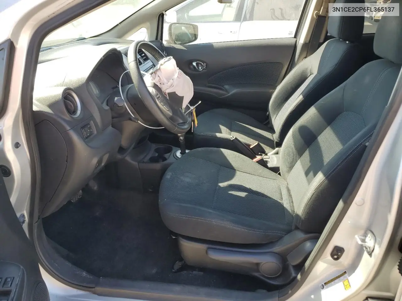 3n1ce2cp6fl365137 3N1CE2CP6FL365137 2015 Nissan Versa Note S