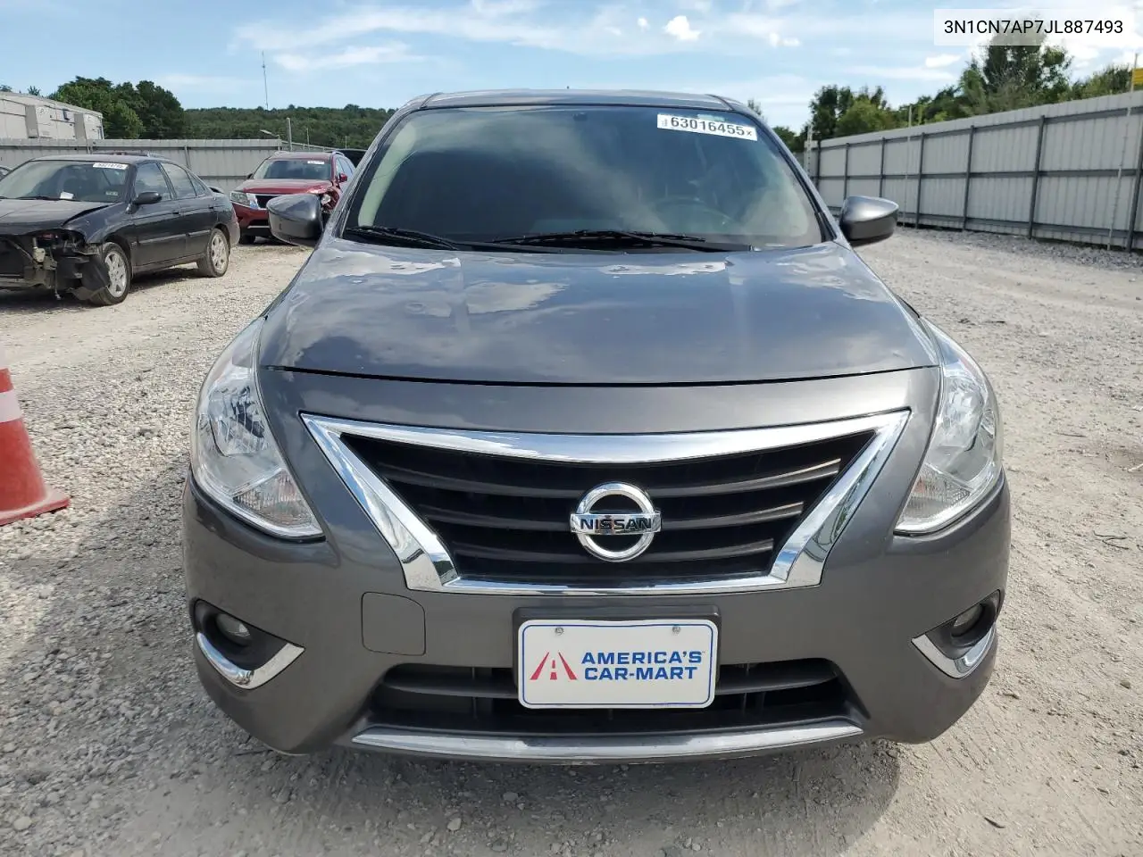 2018 Nissan Versa S VIN: 3N1CN7AP7JL887493 Lot: 63016455