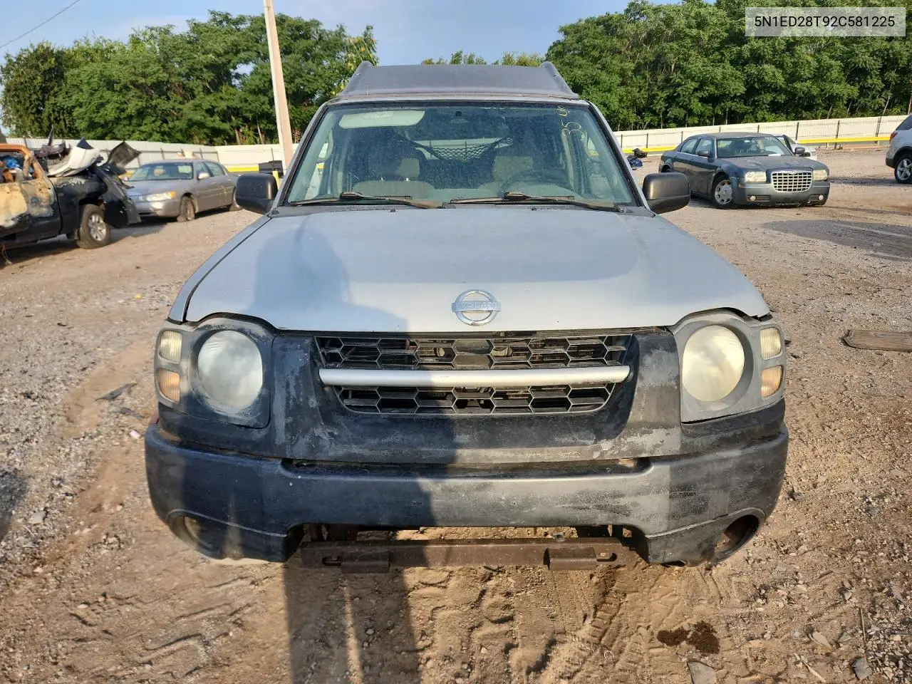 2002 Nissan Xterra Xe VIN: 5N1ED28T92C581225 Lot: 65973715
