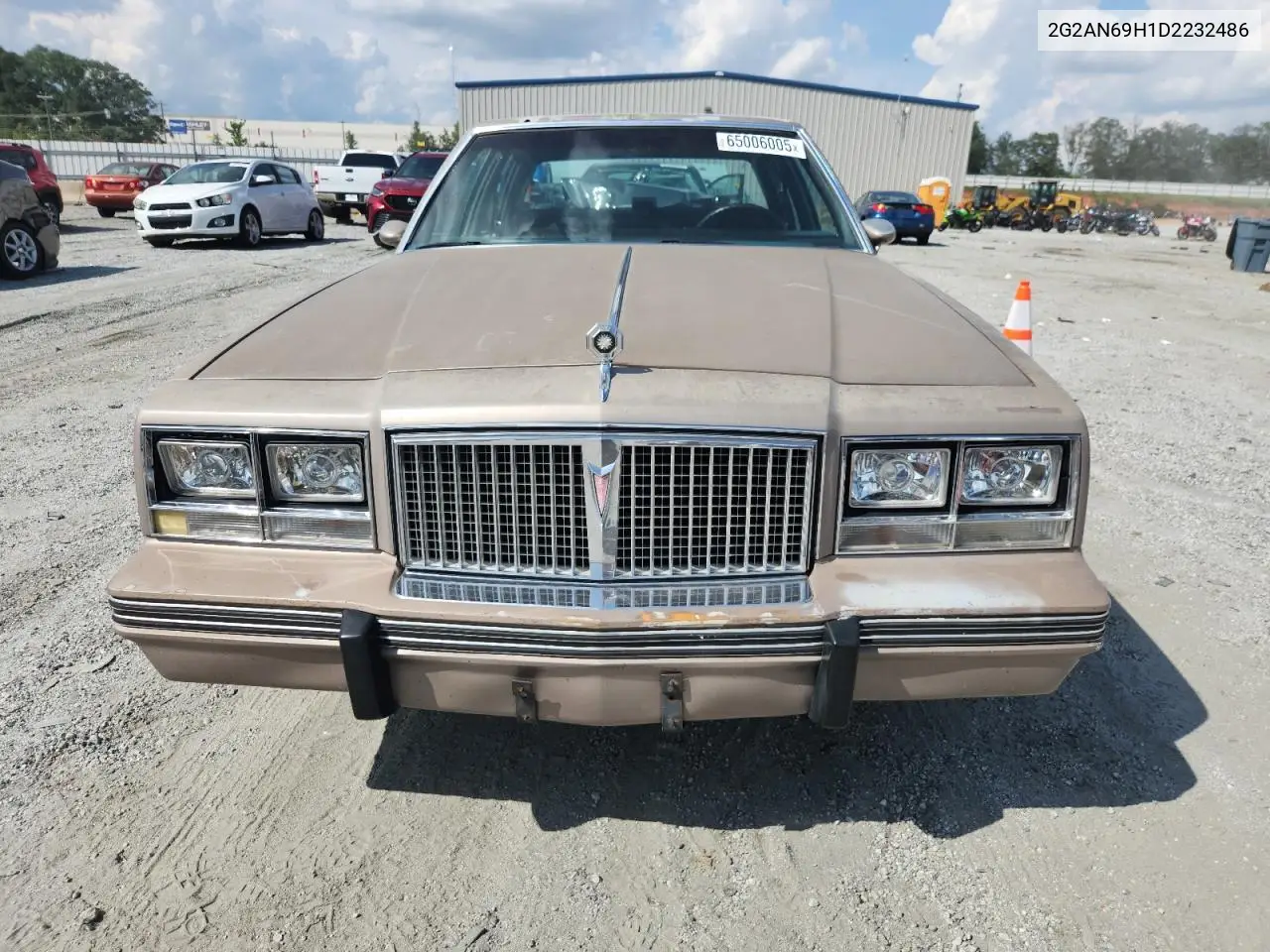 1983 Pontiac Bonneville VIN: 2G2AN69H1D2232486 Lot: 65006005