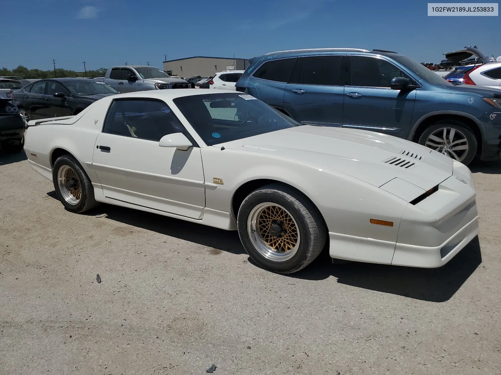 1988 Pontiac Firebird Trans Am VIN: 1G2FW2189JL253833 Lot: 67931574