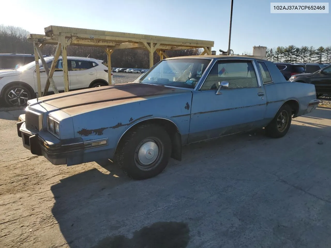 1982 Pontiac Grand Prix VIN: 1G2AJ37A7CP652468 Lot: 80365534