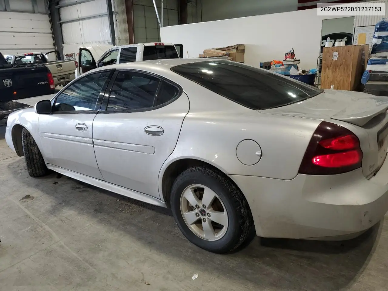 2005 Pontiac Grand Prix VIN: 2G2WP522051237153 Lot: 54293235
