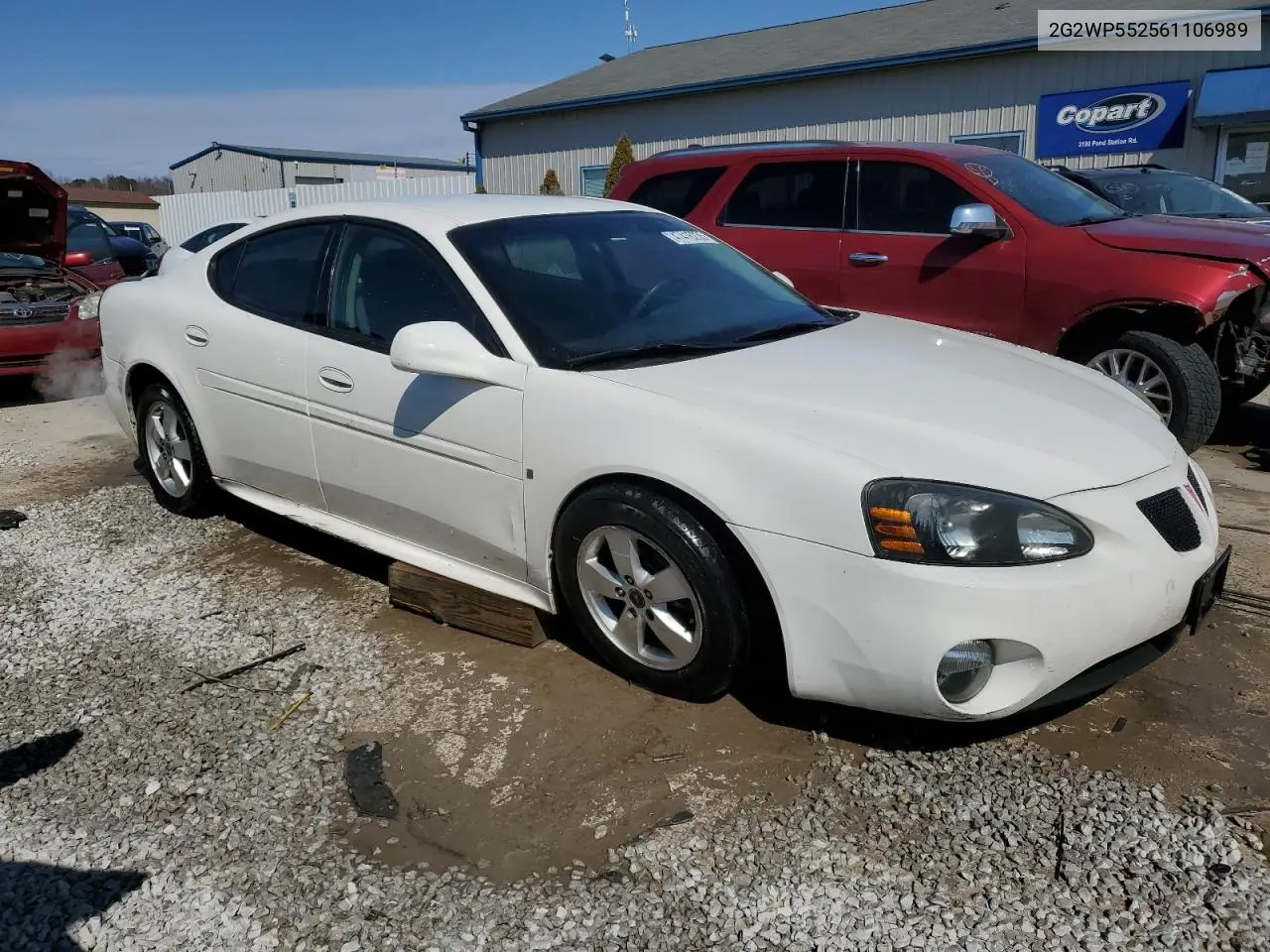 2006 Pontiac Grand Prix VIN: 2G2WP552561106989 Lot: 47416235