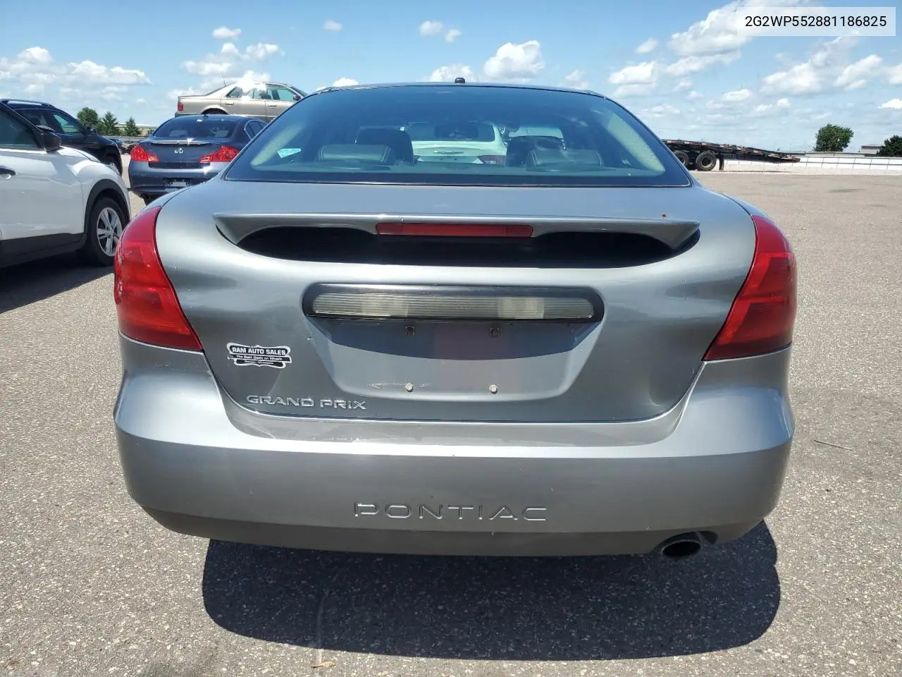 2008 Pontiac Grand Prix VIN: 2G2WP552881186825 Lot: 62163405