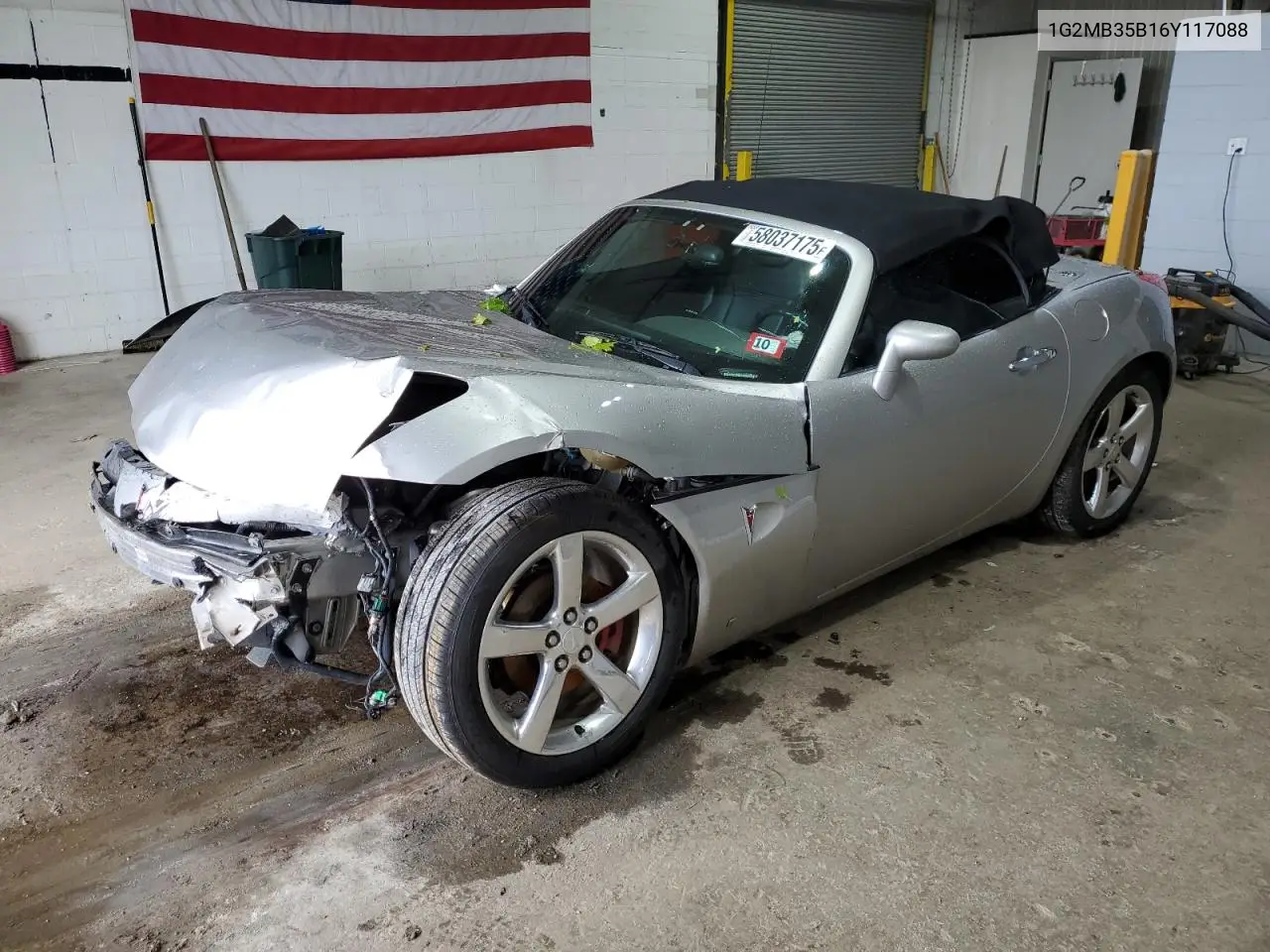 2006 Pontiac Solstice VIN: 1G2MB35B16Y117088 Lot: 58037175