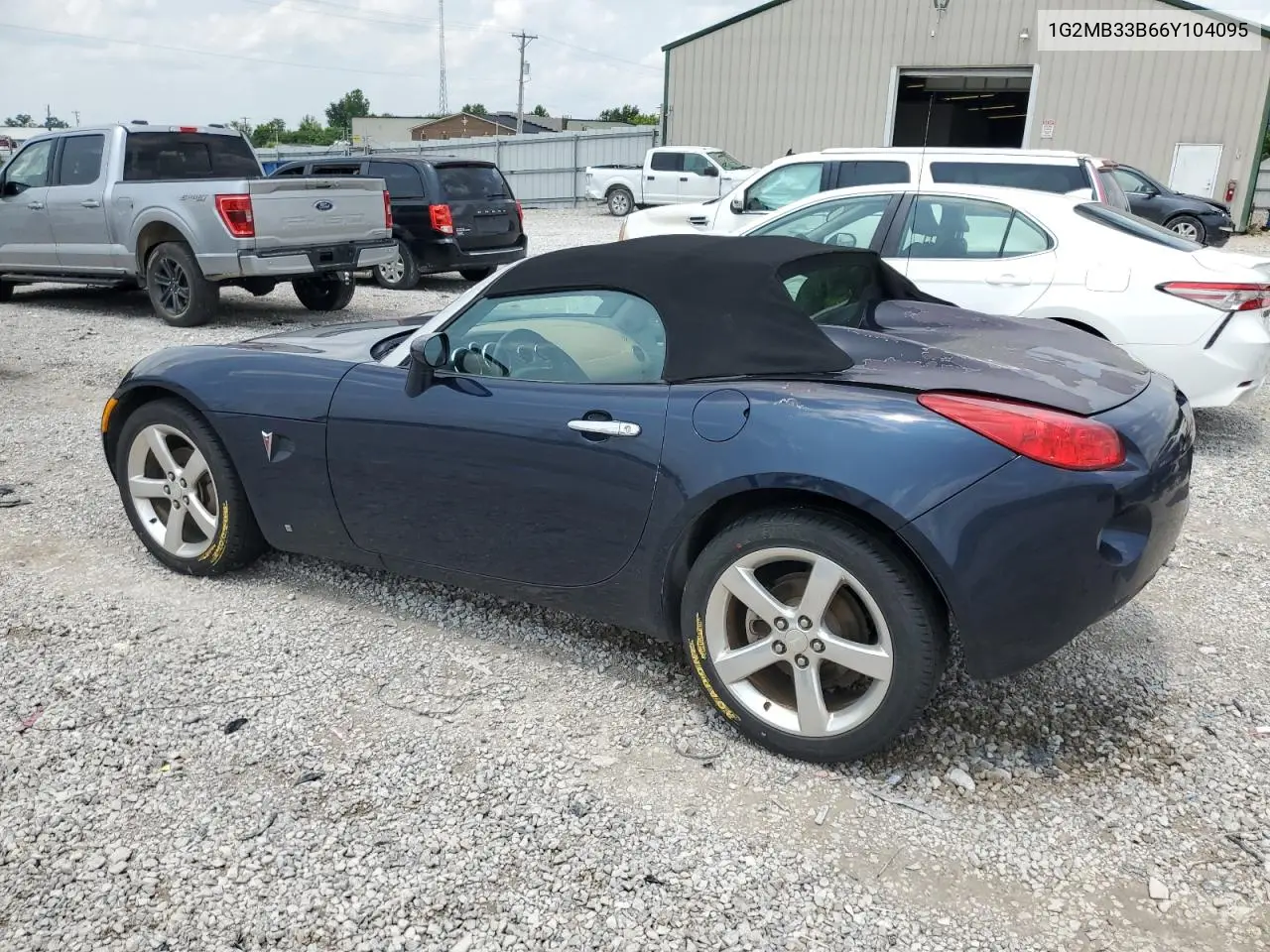 2006 Pontiac Solstice VIN: 1G2MB33B66Y104095 Lot: 60064405