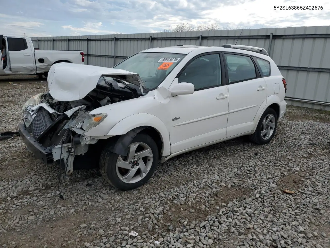 2005 Pontiac Vibe VIN: 5Y2SL63865Z402676 Lot: 50973075