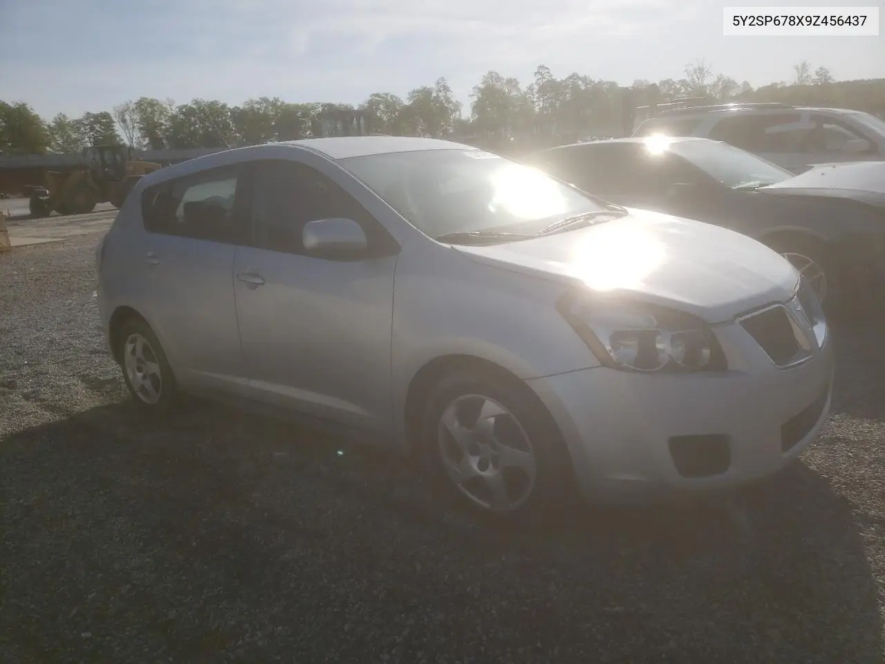 2009 Pontiac Vibe VIN: 5Y2SP678X9Z456437 Lot: 52857525