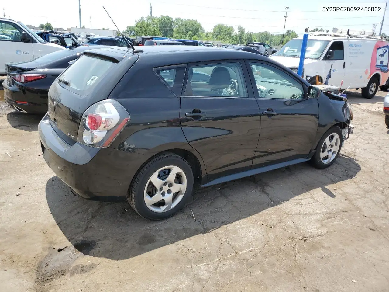 2009 Pontiac Vibe VIN: 5Y2SP67869Z456032 Lot: 62364325